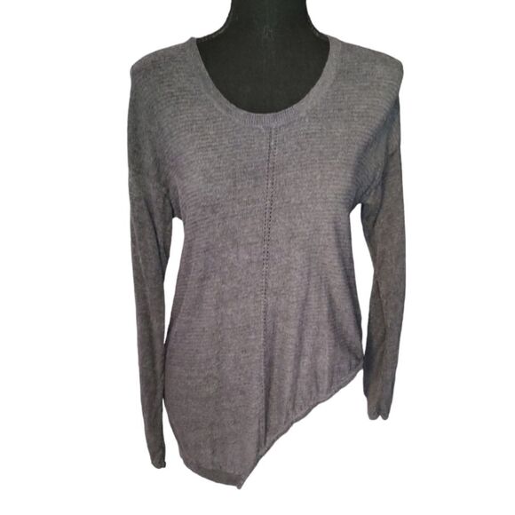 Simply Vera Wang Asymmetrical Sweater Medium - Picture 1 of 5
